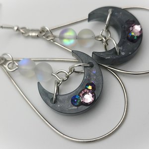 Dark Crescent Moon - Purple Gem