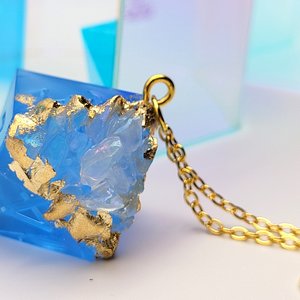 Shattered D8 Necklace
