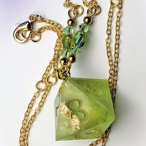 D8 Necklace - Green