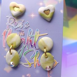 Creampuff Sparkle Stud Set